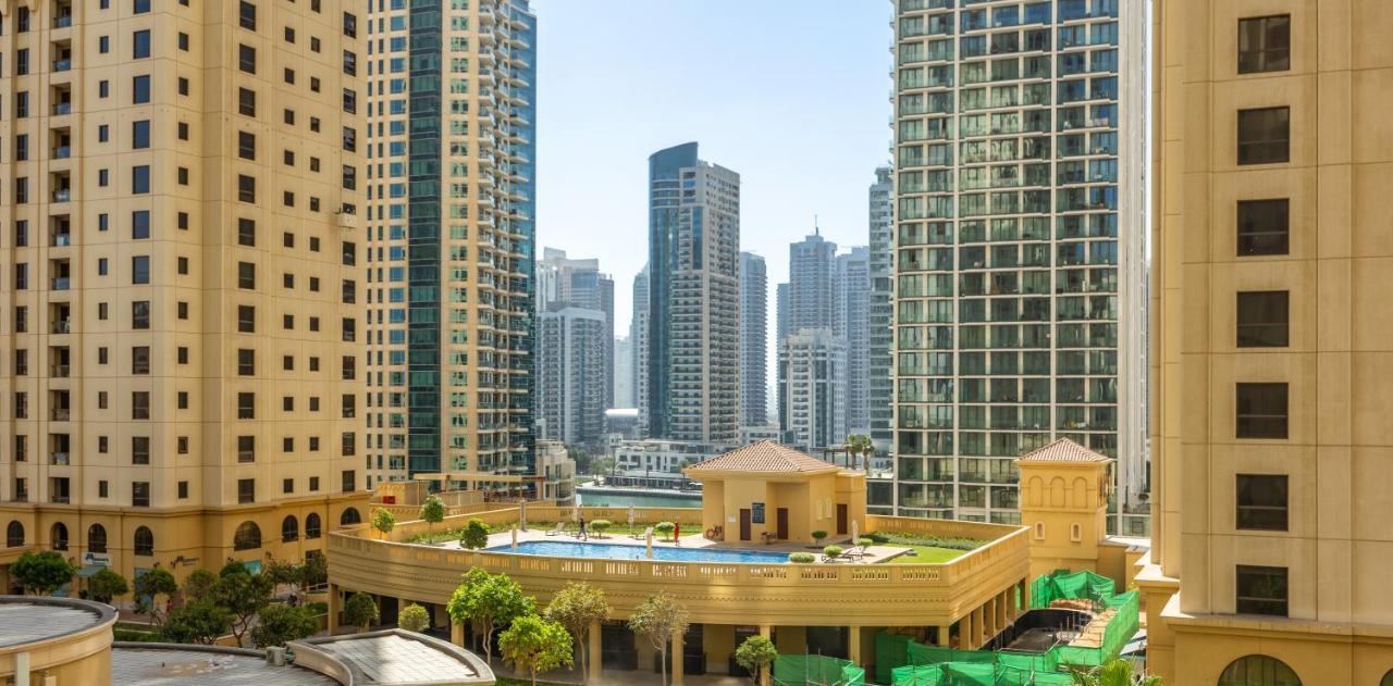 Big Apartment In Murjan, Jbr, Near The Beach ドバイ エクステリア 写真