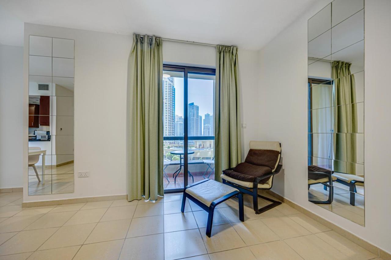 Big Apartment In Murjan, Jbr, Near The Beach ドバイ エクステリア 写真