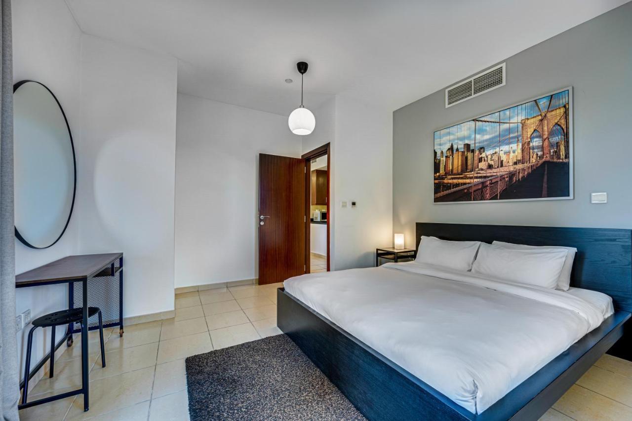 Big Apartment In Murjan, Jbr, Near The Beach ドバイ エクステリア 写真
