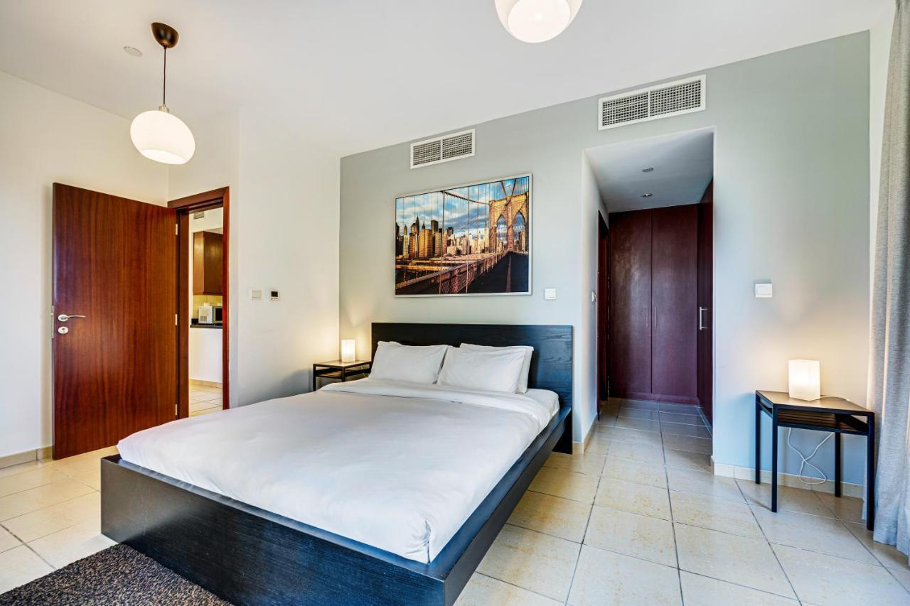 Big Apartment In Murjan, Jbr, Near The Beach ドバイ エクステリア 写真
