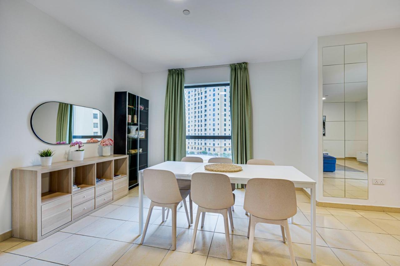 Big Apartment In Murjan, Jbr, Near The Beach ドバイ エクステリア 写真